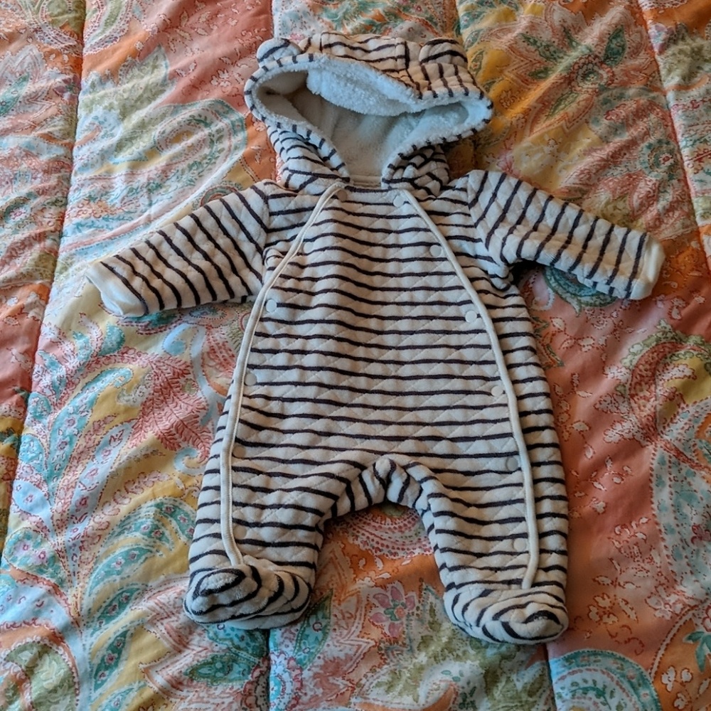 Nordstrom Hooded Bunting + Pink Bodysuit